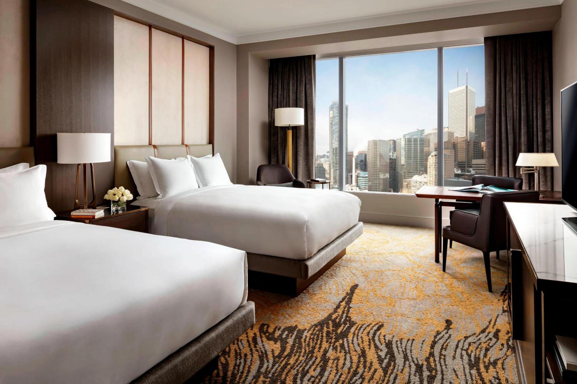 Hotel The Ritz-Carlton, Toronto Exterior foto