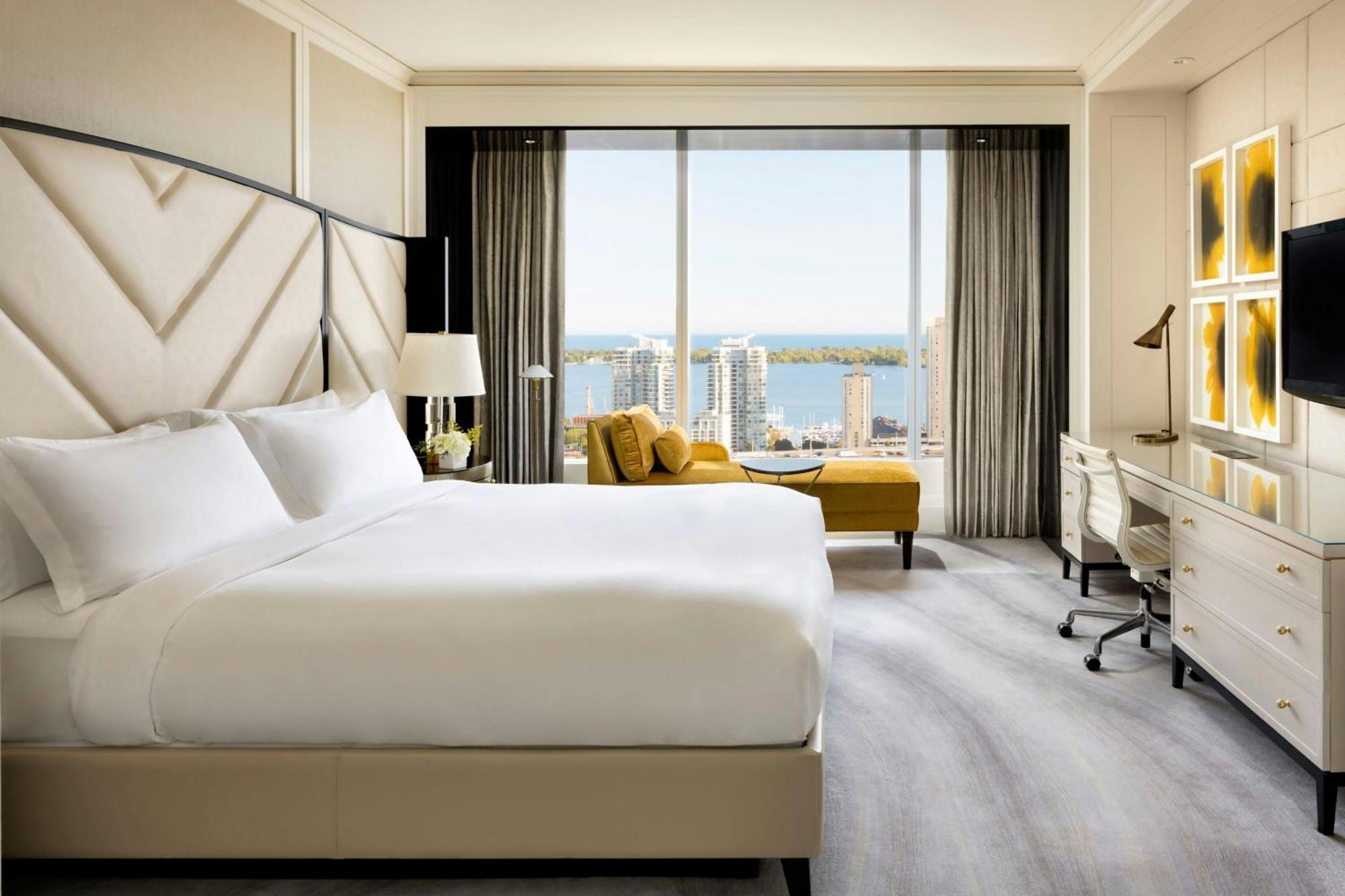 Hotel The Ritz-Carlton, Toronto Exterior foto
